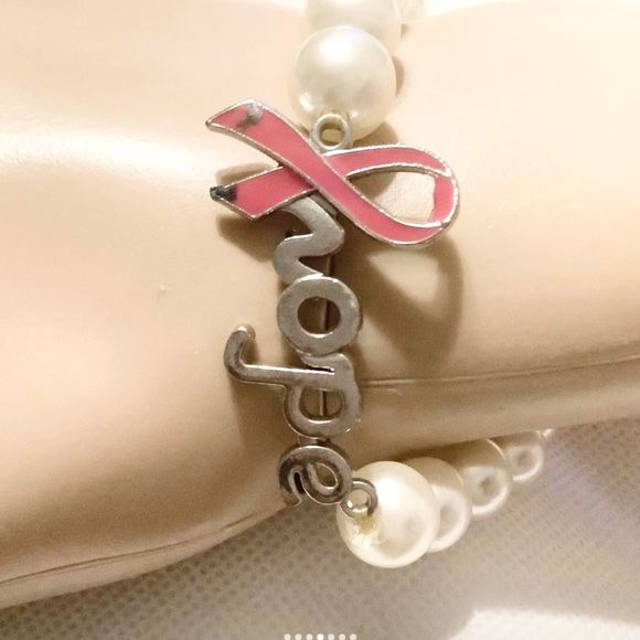HOPE Awareness Breast Cancer Bracelet Vintage 1970’s - Picture 2 of 5